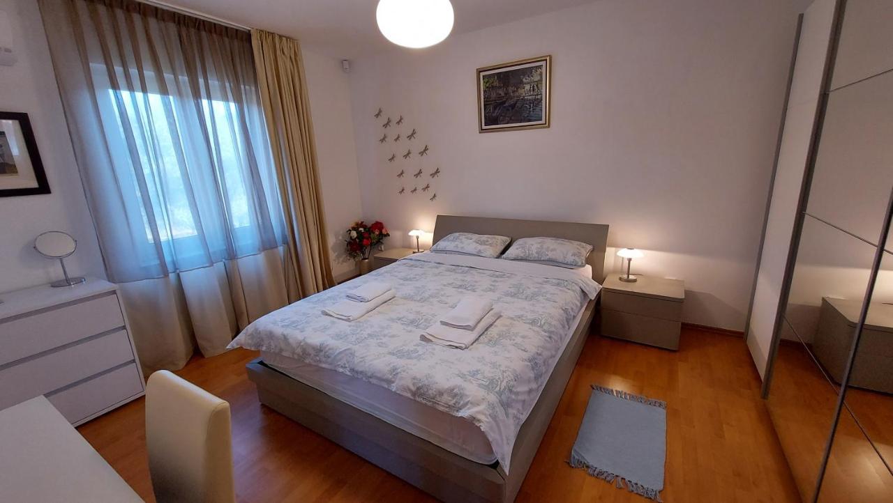 Soline Ada Apartment Pjescana Uvala Exterior photo