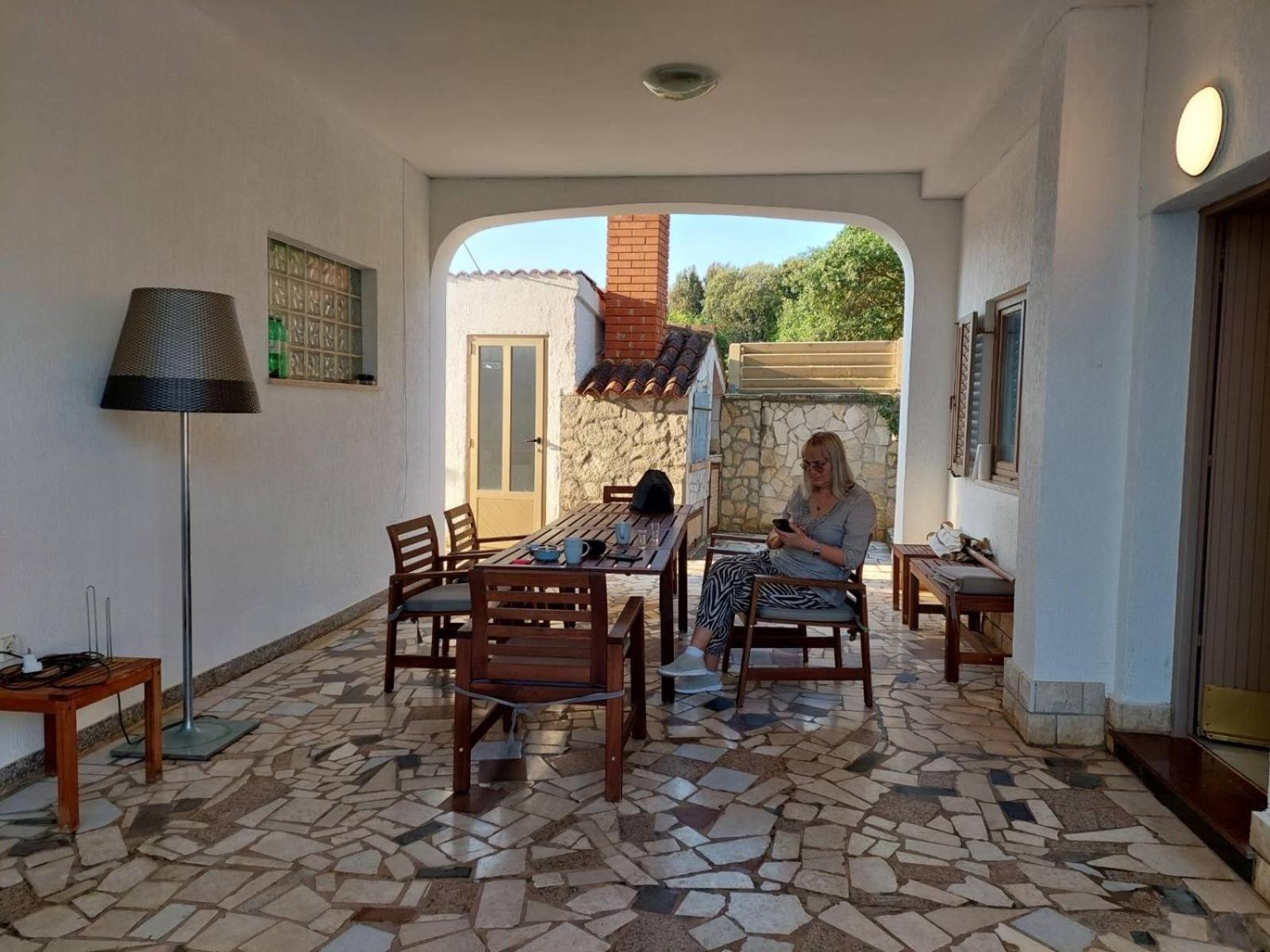 Soline Ada Apartment Pjescana Uvala Exterior photo